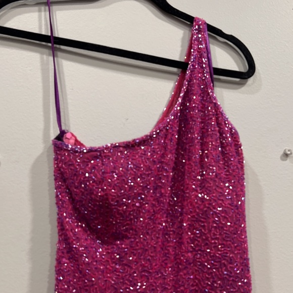 JE MATADI FUCHSIA/PURPLE PROM DRESS. SIZE: 6 - Picture 5 of 10